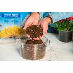 Deals 🧨 Miracle-Gro 16 qt. Moisture Control Potting Mix (Pallet Display) 🛒 -Miracle-Gro Sales Store miracle gro potting soil 75586300 c3 1000